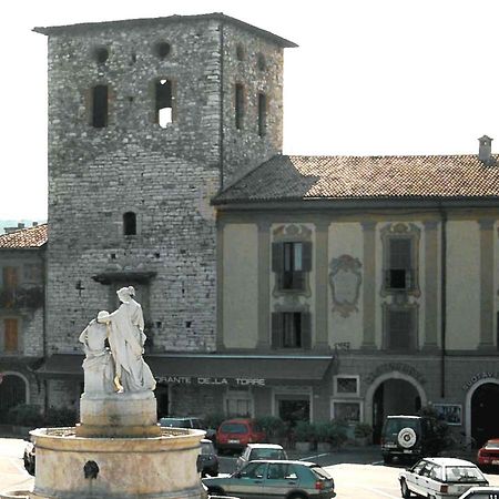 Albergo Della Torre Dal 1891 Trescore Balneario Bagian luar foto